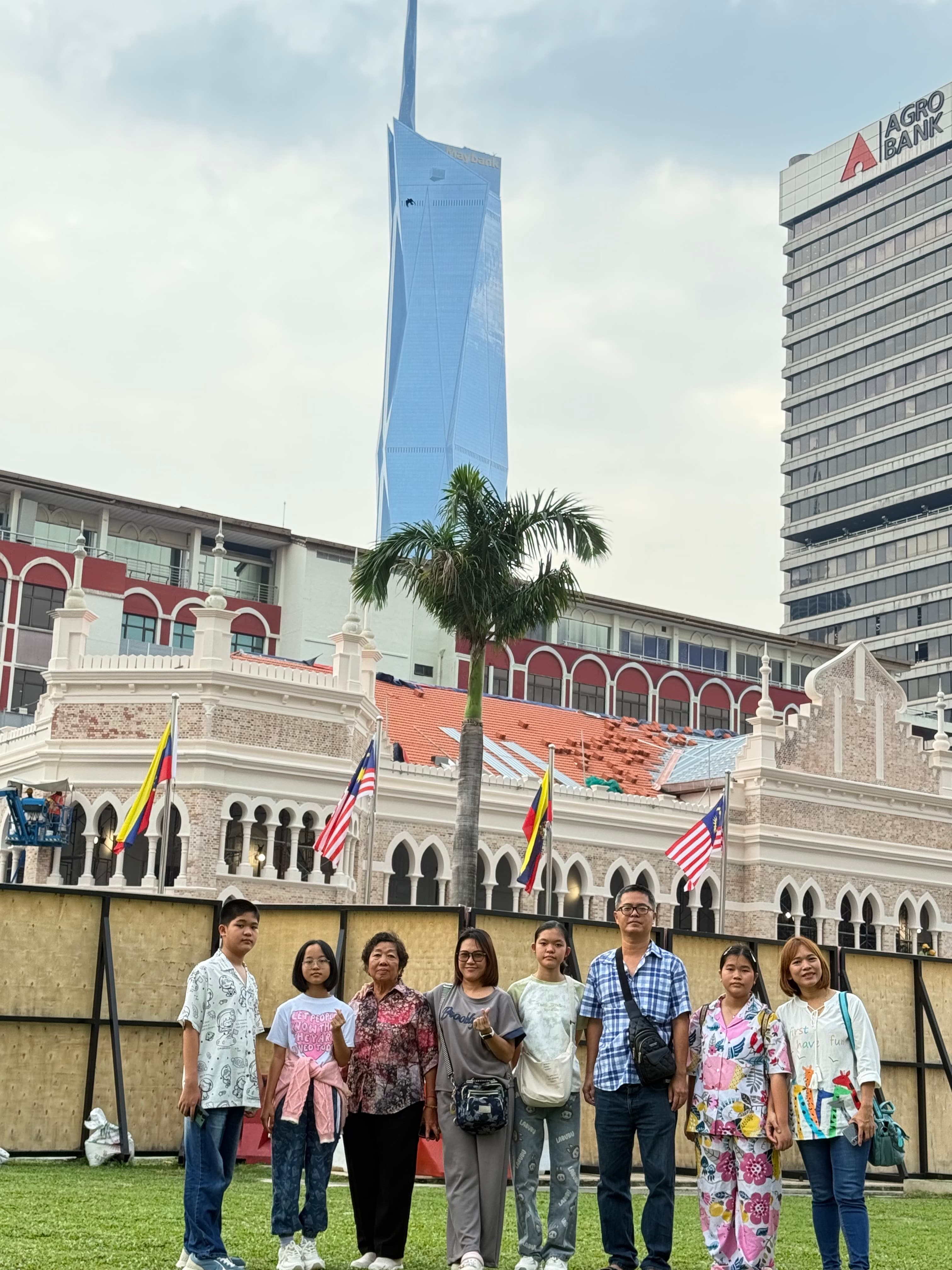 ผลงานบริการรถตู้ VIP เช่าเหมา 5