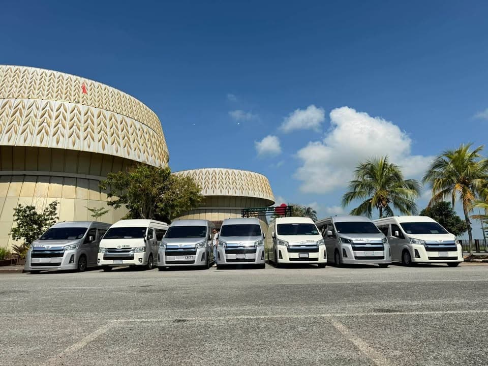 บรรยากาศรถตู้ VIP